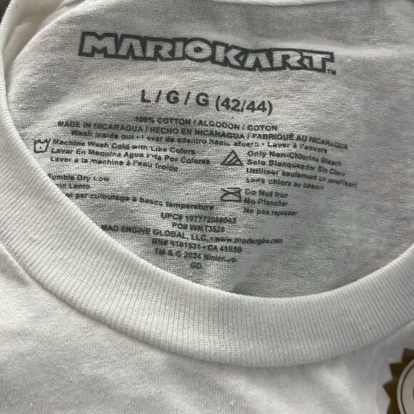 Mario Kart Graphic T-Shirt Nintendo NWT Unisex - Picture 4 of 5